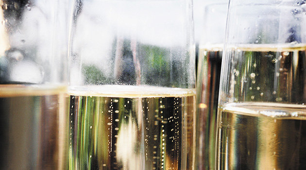 Шампанское полезно! 10 фактов о волшебных пузырьках