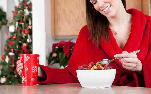 10 правил «новогоднего» питания, которые не позволят набрать вес за праздники