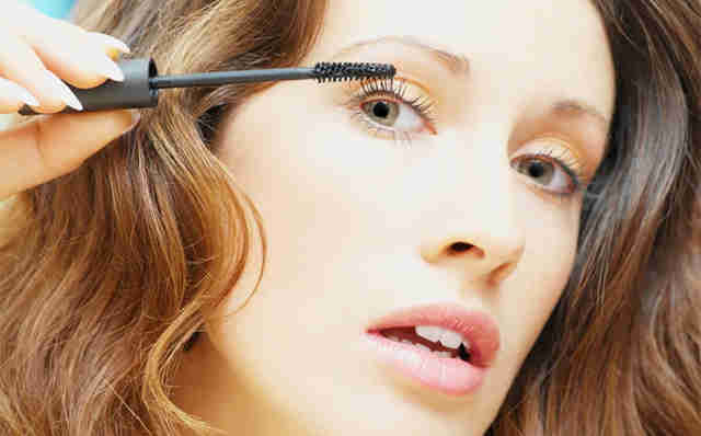 5 ошибок при макияже глаз, которые мы совершаем каждый день